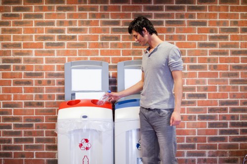 Selecting the right waste removal service in Lee